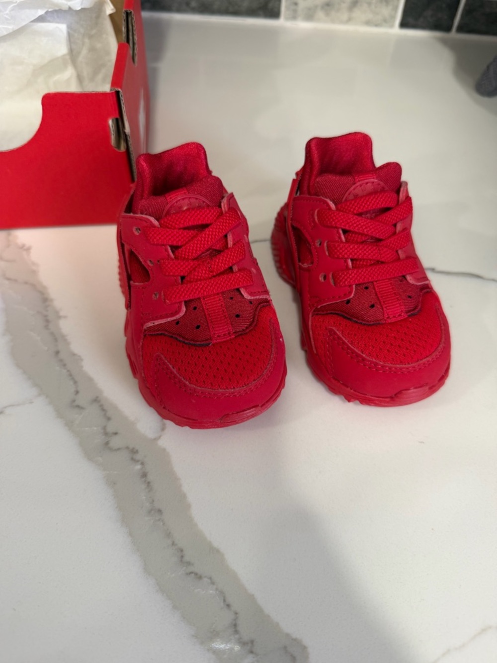 Huarache Run "Triple Red" sneakers 3C